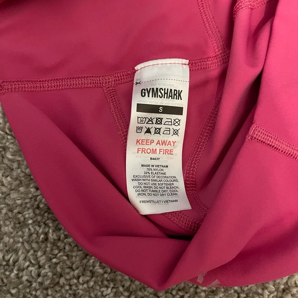 Gymshark legacy shorts - Picture 3 of 3